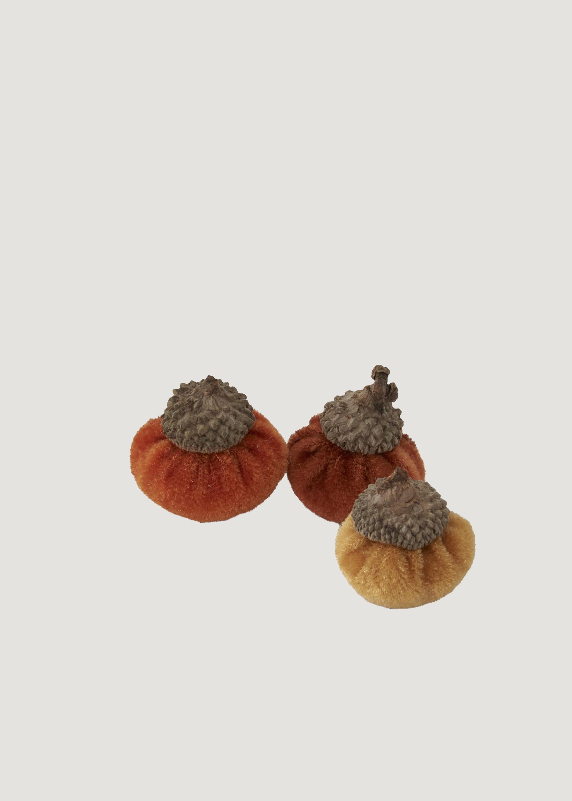 Set 24 Plush Velvet Fall Acorn Decorations for Home Styling