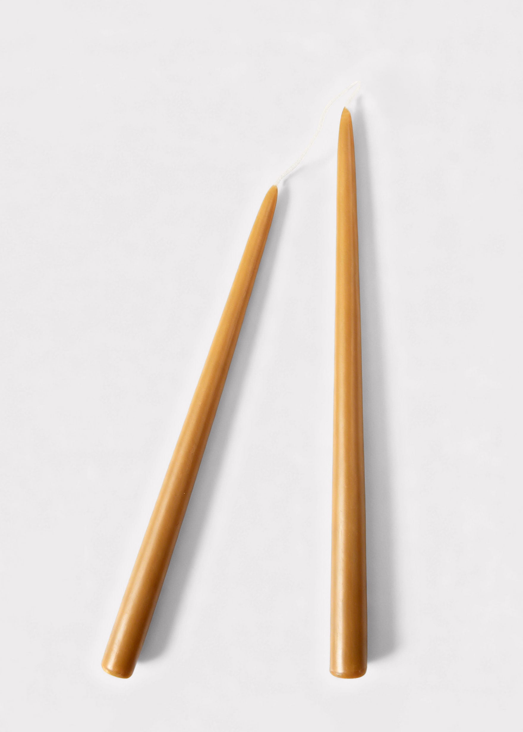 Set 2 Dipped Taper Candles Caramel Hue for Tabletop Styling