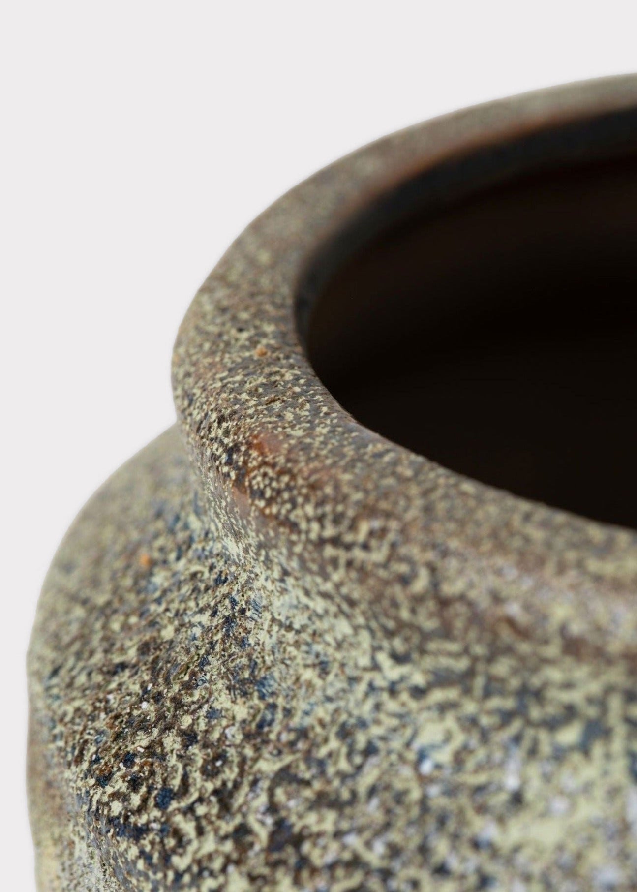 Faux Earthy Ceramic Planter for Planters and Shelves